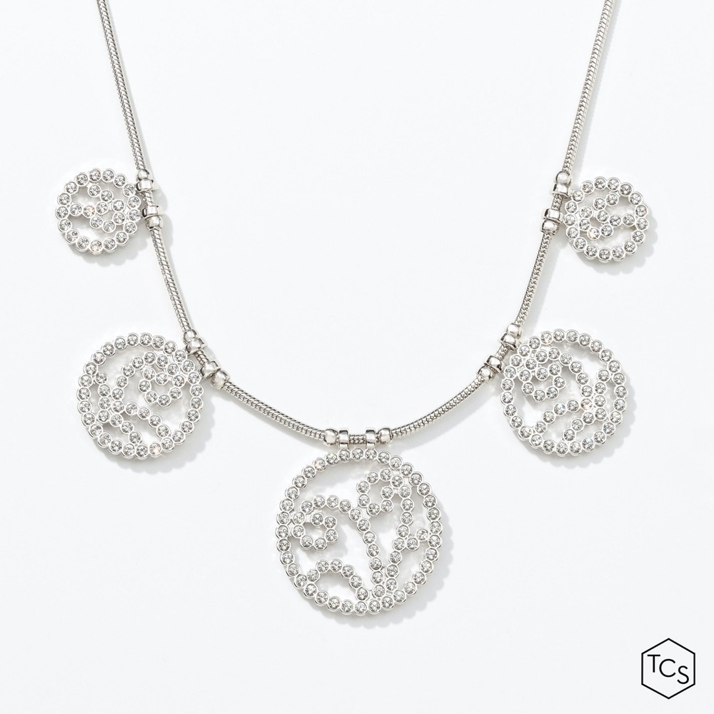 Stunning statement necklace 🤩